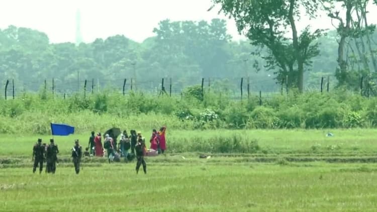 Attempt to push in 9 people at Birampur border, BGB sends three back