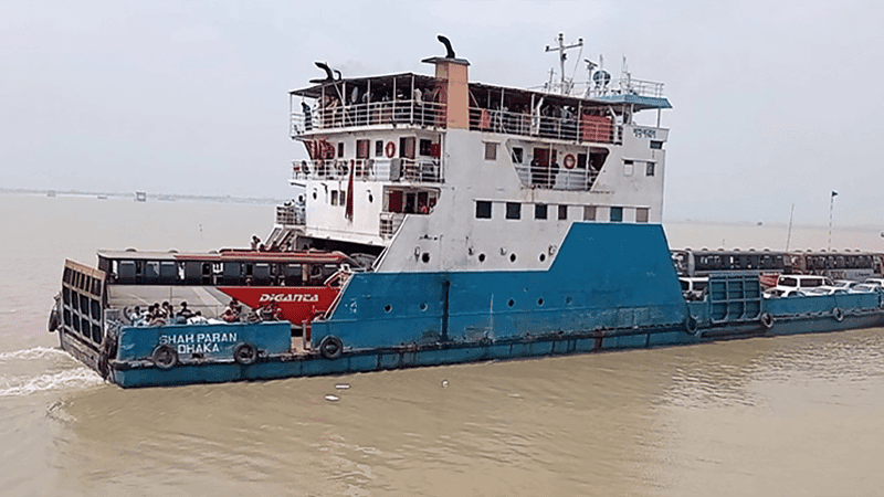 Ferry services resume on Daulatdia-Paturia route