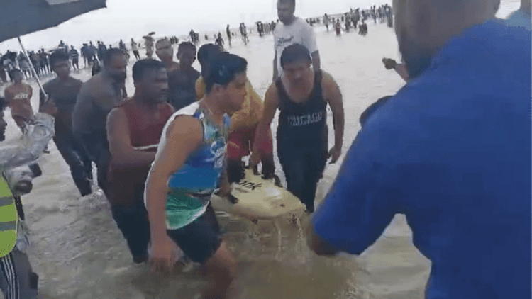 Young man dies at Cox's Bazar beach after going for a swim