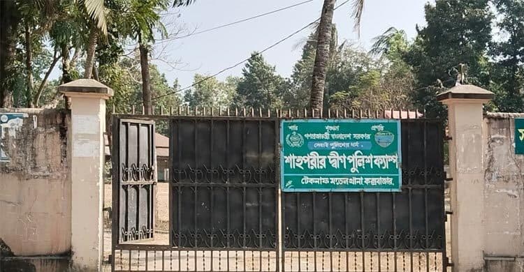 Two killed in motorcycle–covered van collision in Cox’s Bazar
