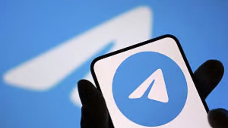Telegram restored to App Store hours after Apple removal