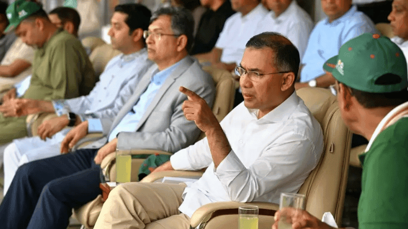 Prime Minister in gallery for final match of young footballers