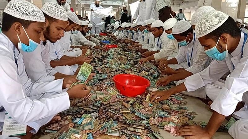 Pagla Mosque donation boxes yield record Tk 15.90cr in latest count