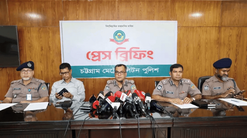 8 arrested over attack on ISP office