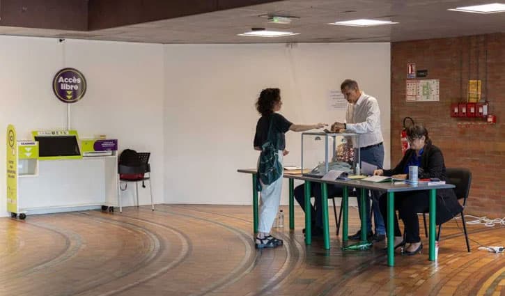 Voting in French National Assembly election today