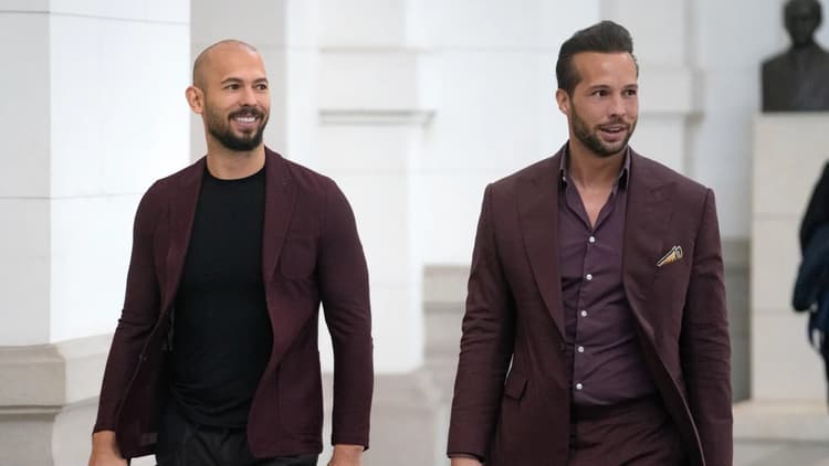 Influencer Andrew Tate and his brother arrested in Miami