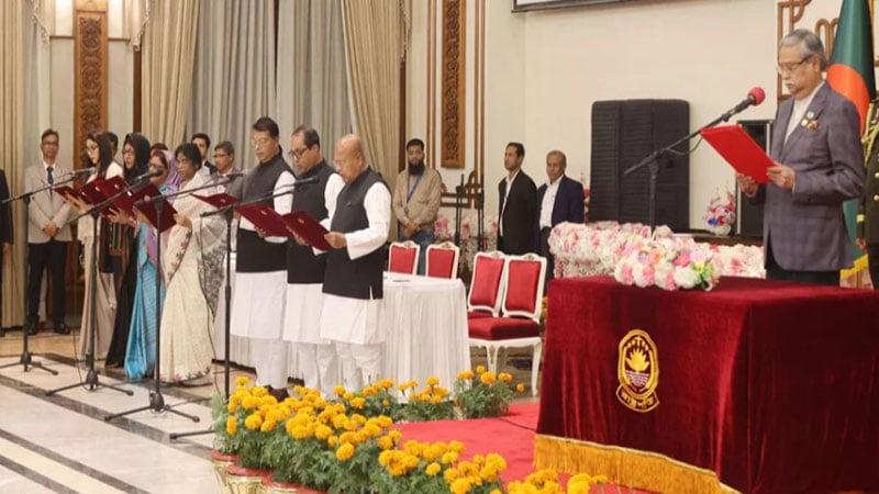 Seven new state ministers take their oath