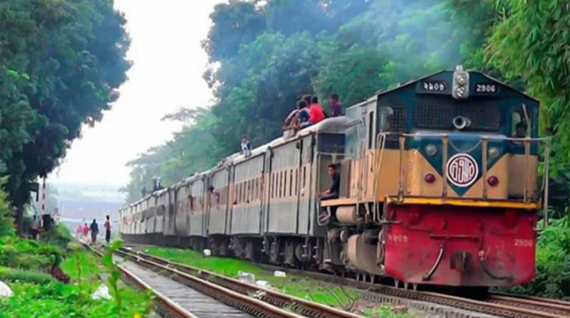 ঈদে ট্রেনের আগাম টিকেট মিলবে ২৫ মার্চ থেকে