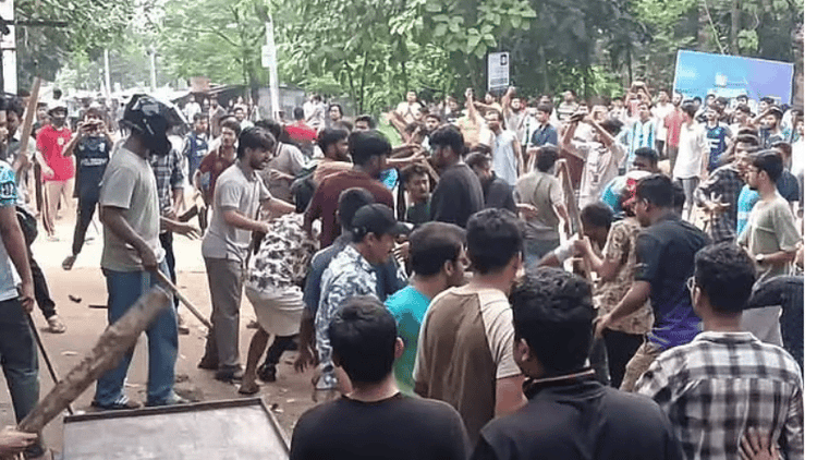 Clash between students of two JU halls over shop ownership, 9 injured