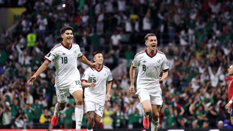 Mexico remains unbeaten in WC group stage for the first time