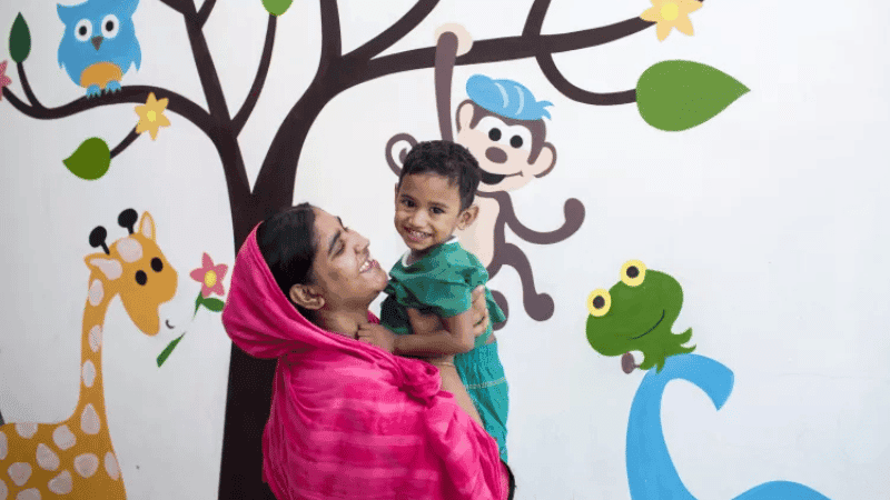 Decline in breastfeeding rates alarms UNICEF, WHO