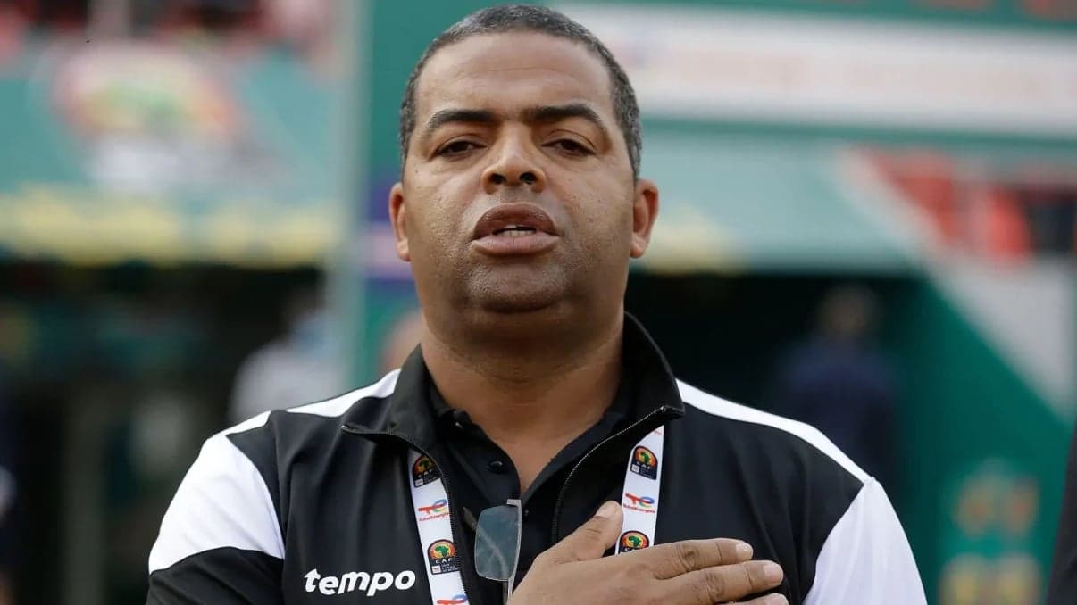 Cape Verde name Bettencourt to replace Bubista as head coach