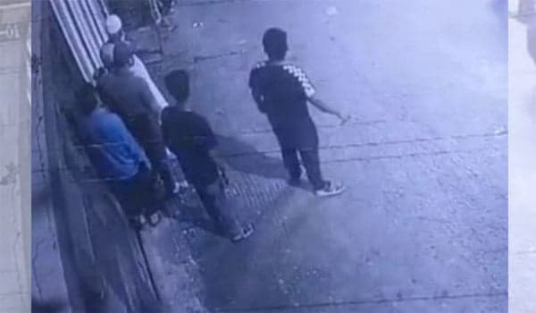 2 killed in separate attacks within an hour in Dhaka