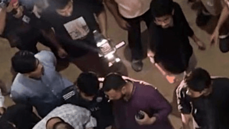 Clash between Chhatra Dal and Shibir at Dhaka Polytechnic Institute at midnight