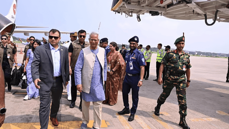 CA Yunus arrives in Chattogram