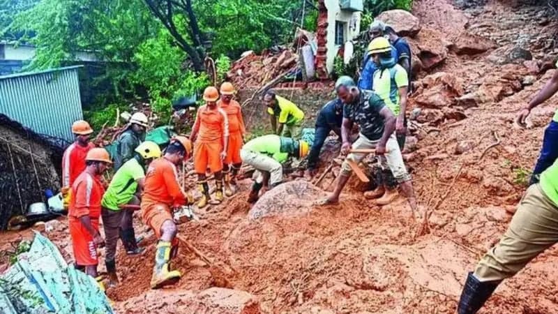 7 of a family killed in Tamil Nadu landslide