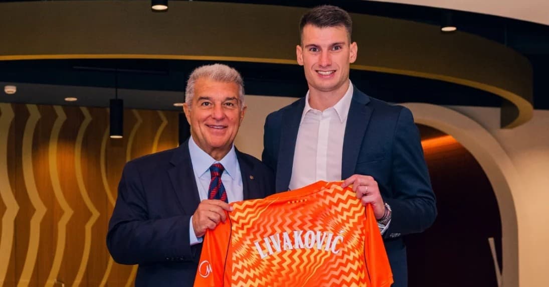 Barcelona signs Croatian goalkeeper until 2030