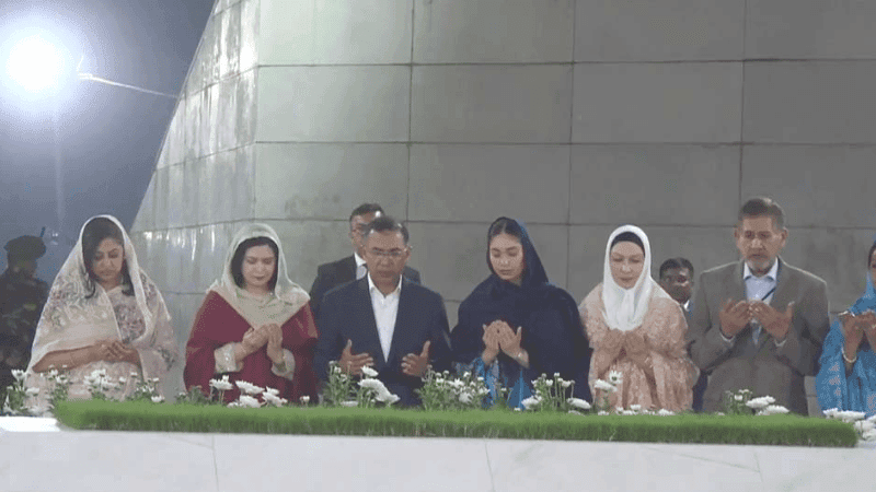 Prime Minister Tarique visits graves of parents