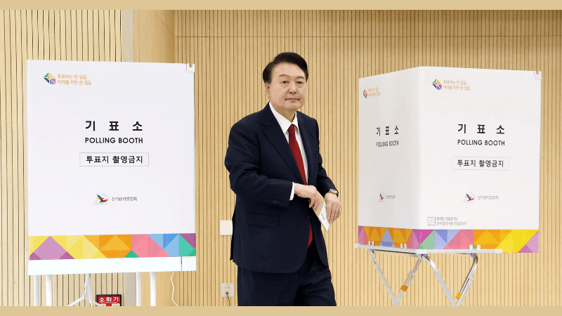 South Koreans begin early voting ahead of crucial presidential election