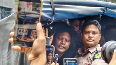 Active Jubo League member detained at Dhanmondi 32