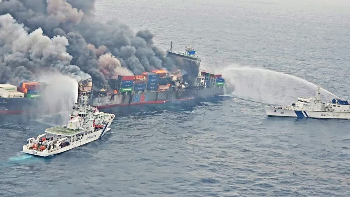 Indian coastguard continues to battle blaze on container ship