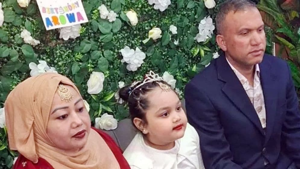 Bangladeshi couple, child killed in knife attack in Italy