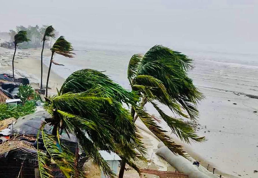 ৮ লাখের বেশি মানুষকে সরিয়ে নেওয়া হয়েছে: দুর্যোগ প্রতিমন্ত্রী