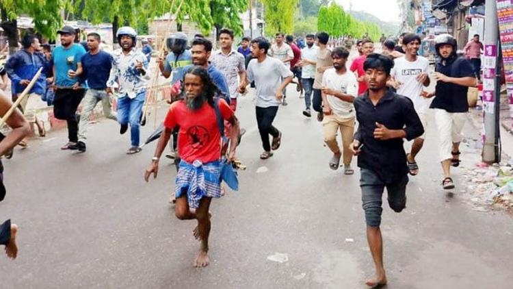At least 40 injured as clash between 2 villages erupts in Habiganj