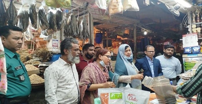 Commerce ministry drive in city markets to keep prices stable