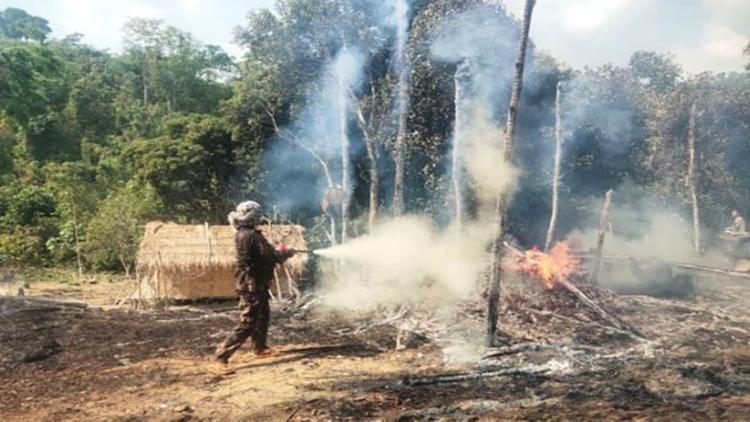 11 houses gutted by fire at hills in Bandarban