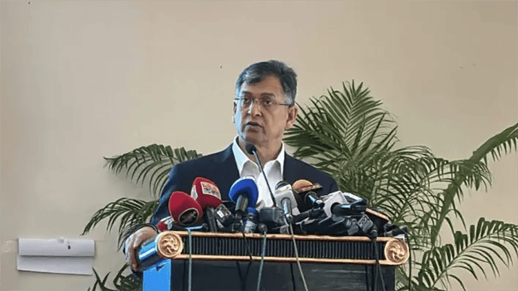 Home Minister announces reward for helping arrest Awami League collaborators