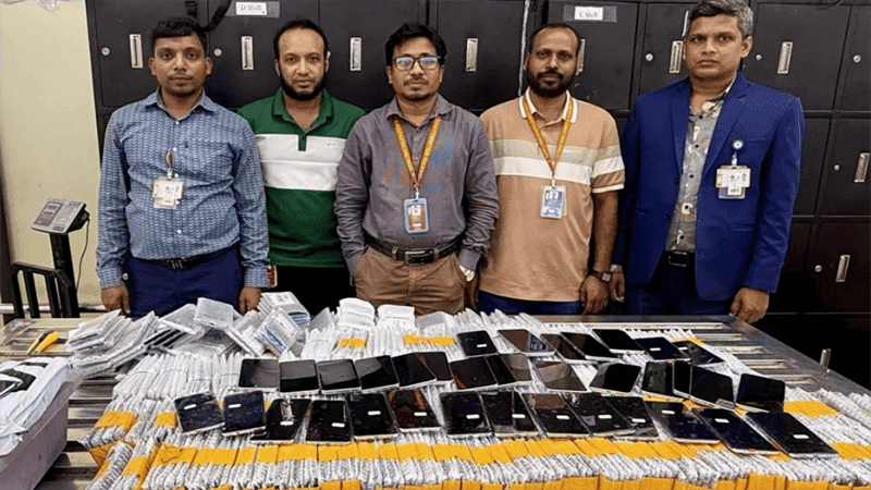 Tk 97 lakh worth of cigarettes, liquor, phones seized at two airports