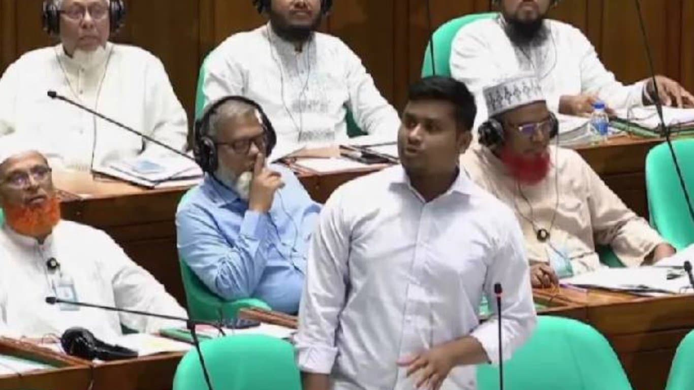 Hasnat Abdullah wants car after getting office for constituency visits