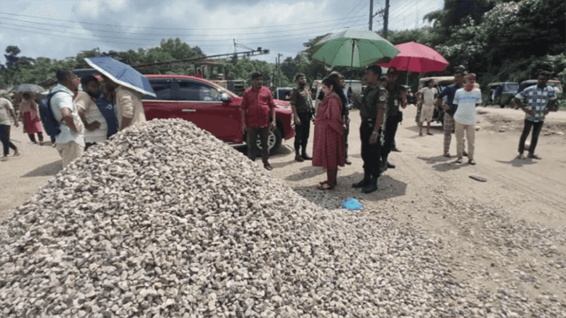 250,000 cubic feet of illegally looted stones recovered in Sylhet