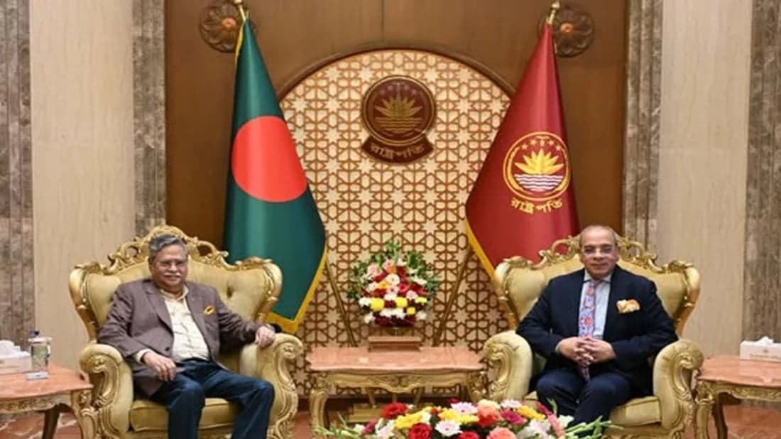 Chief Justice pays a farewell visit to President