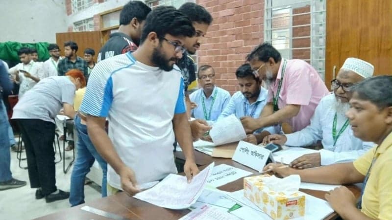 Voting underway in JUCSU election after 33 years