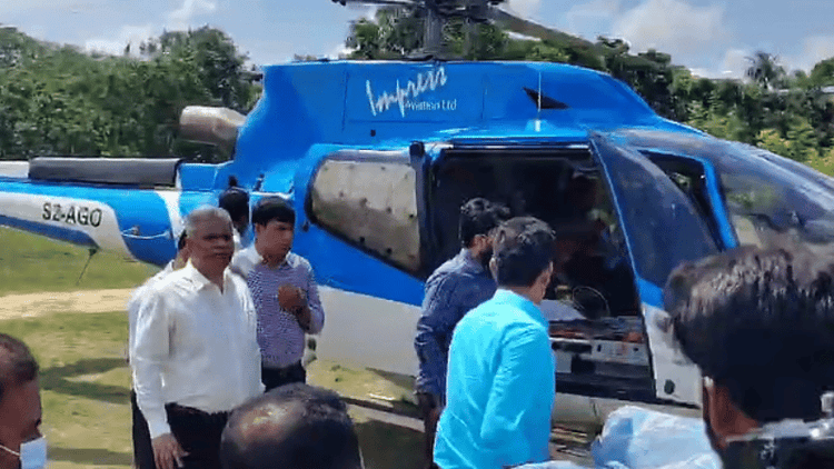 RU student suffering stroke airlifted to Dhaka by air ambulance