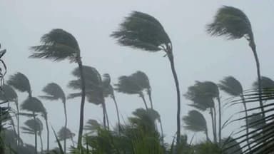 Storm with winds upto 80km likely in seven districts by evening