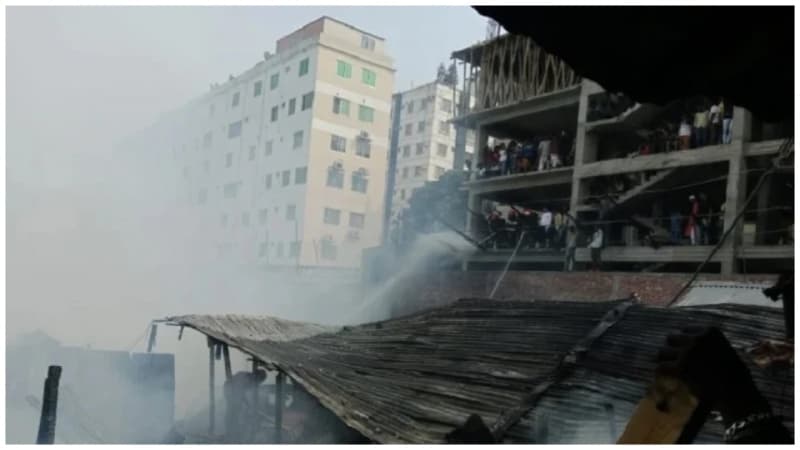 Jhilpar slum fire under control