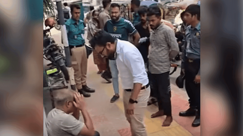 Youth detained in incident of beating on footpath of Dhaka, ASI withdrawn