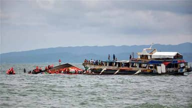 Nigeria boat capsize kills 46, many of them children