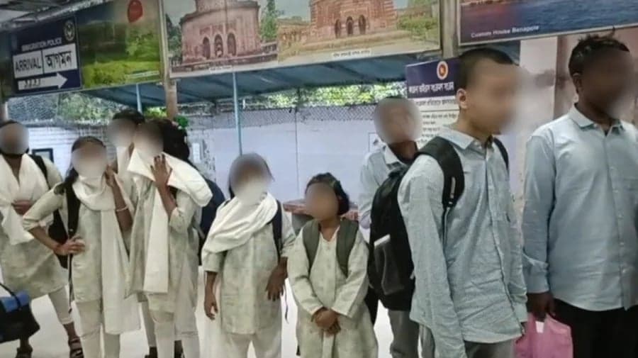 India hands over 30 trafficked teenagers to Bangladesh
