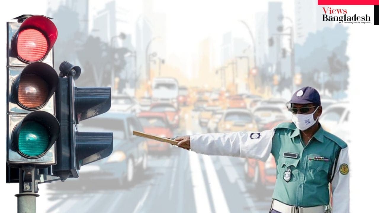 স্মার্ট বাংলাদেশের পুলিশ কি হাত উঁচু করে ট্রাফিক নিয়ন্ত্রণ করবে?