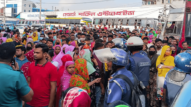Workers protest in Gazipur over unpaid wages