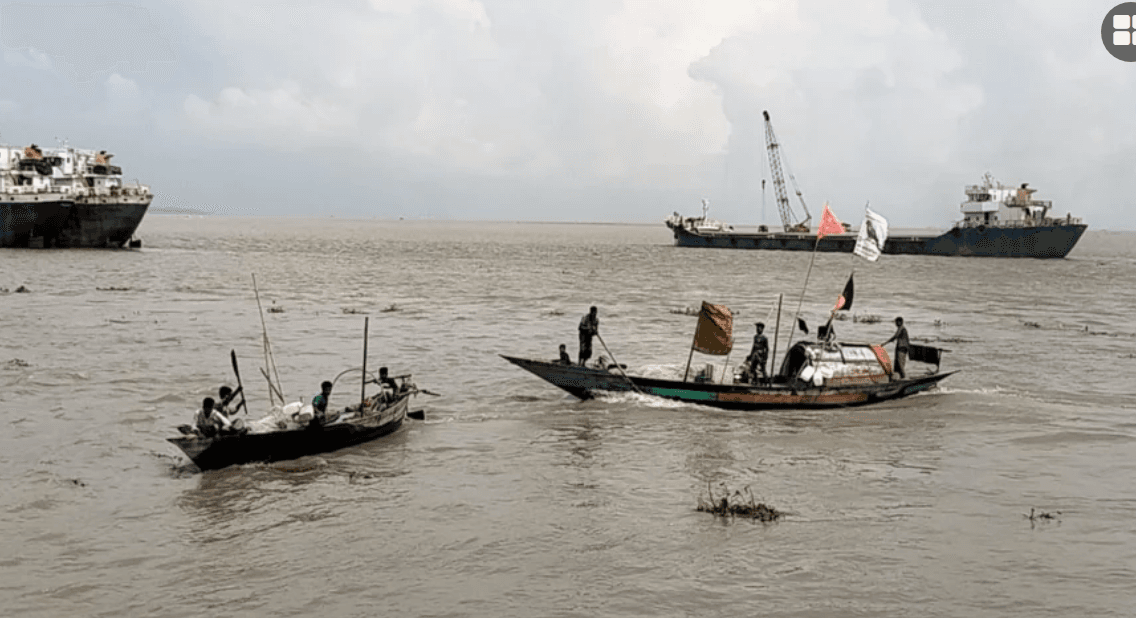 2 bodies recovered from Turag as police 'chase' Awami League procession