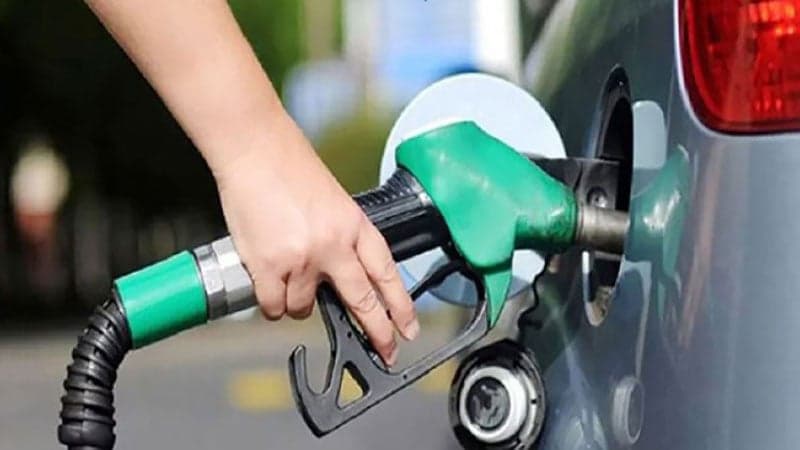 Fuel oil prices decrease