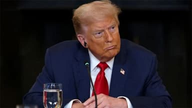Trump slaps 35% tariff on Canadian imports