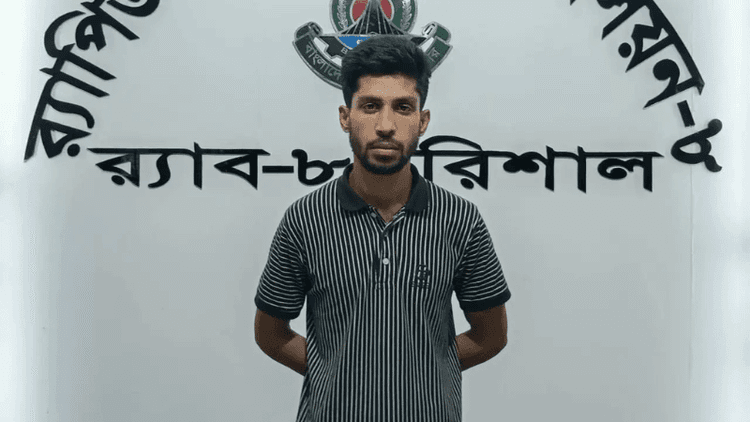 Boyfriend held for killing college student after calling her to Barishal home
