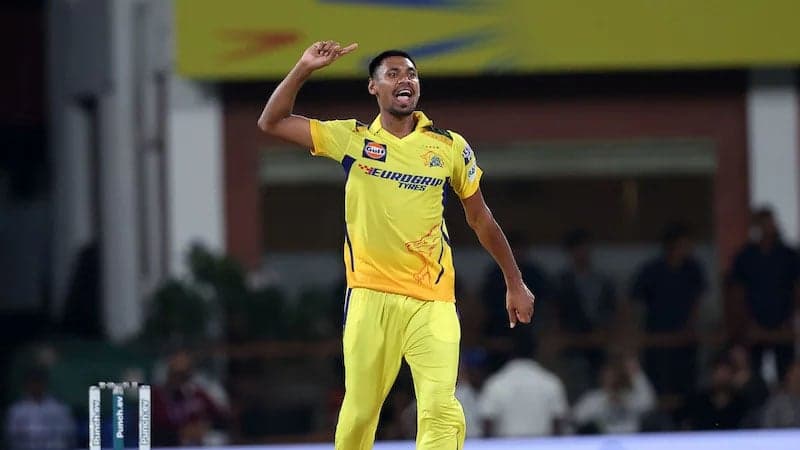 Mustafiz stars in Chennai Super Kings' win