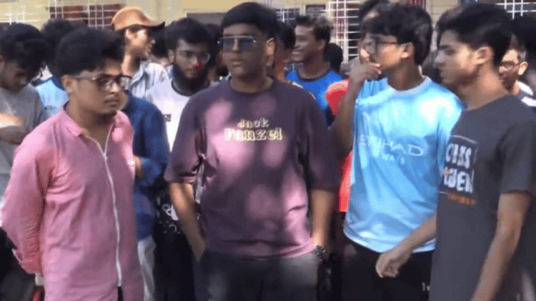 Students confine centre secretary over low marks following poor SSC results